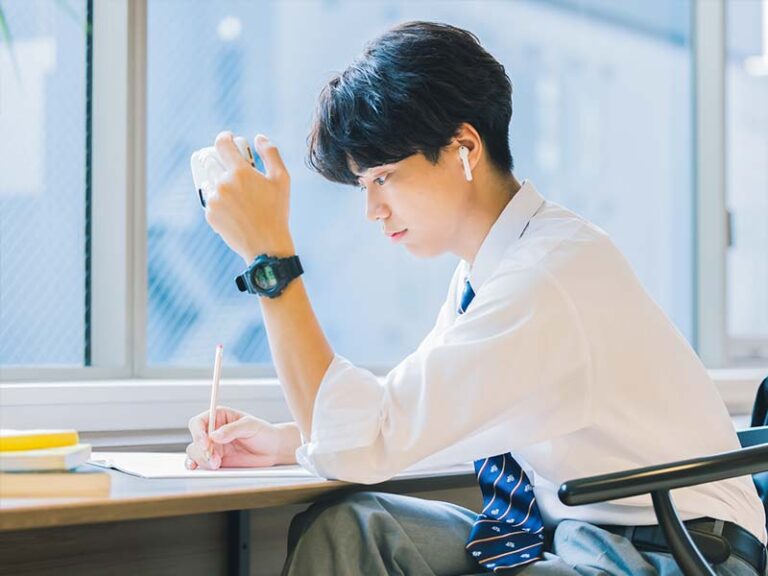 集中のための指定席自習室